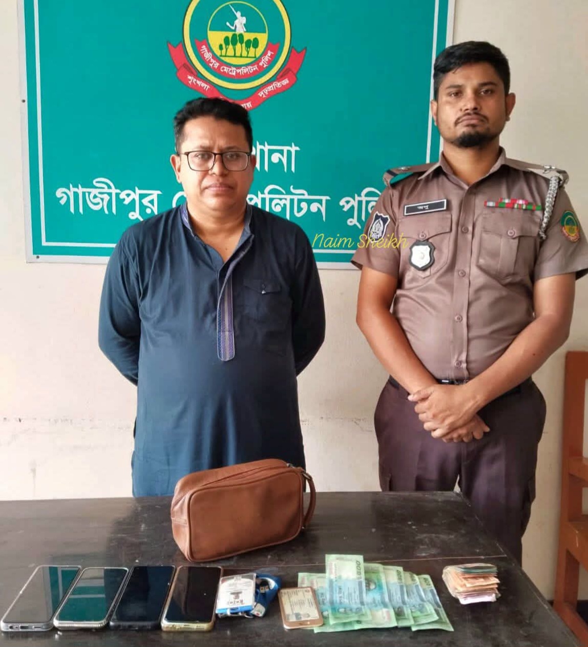 গাজীপুরে মসজিদে জাল টাকা দান করতে গিয়ে আটক, উদ্ধার ৭টি ৫০০ টাকার জাল নোট